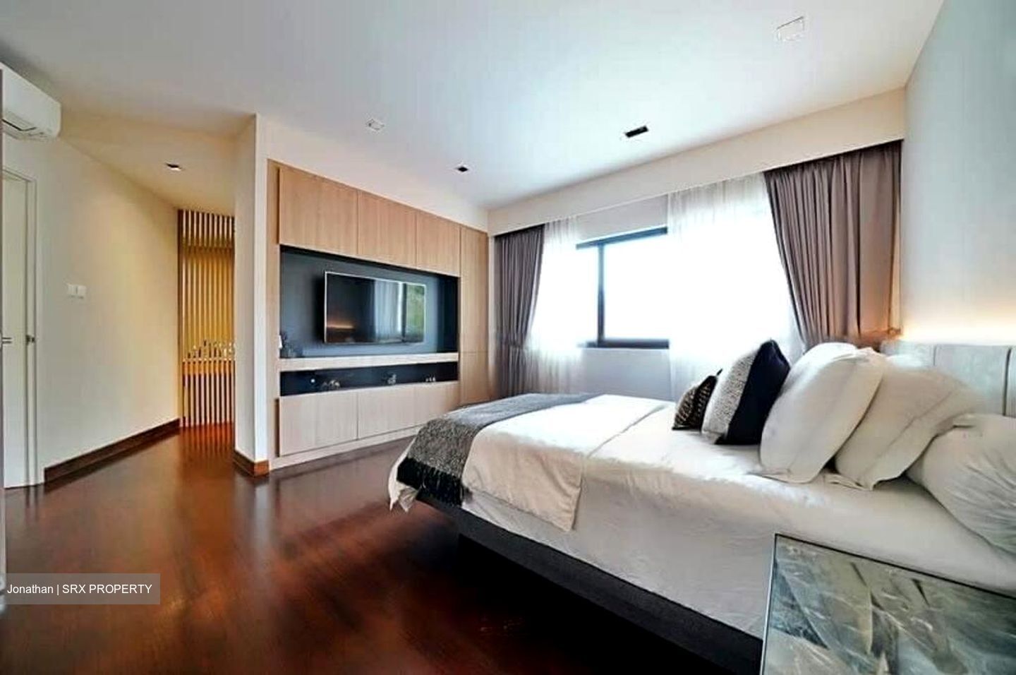Sennett Estate (D13), Terrace #458541271